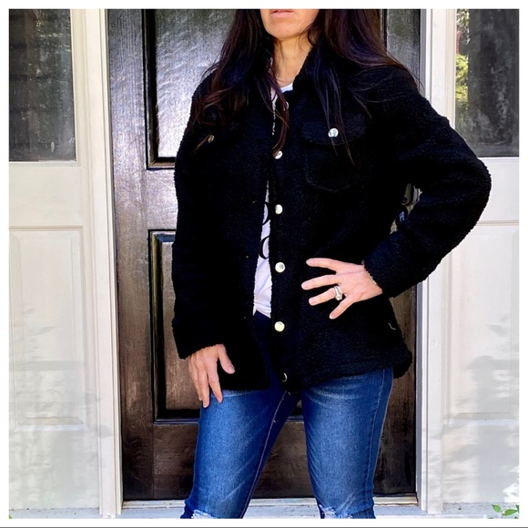Black Sherpa faux fur button down jacket - Picture 8 of 9